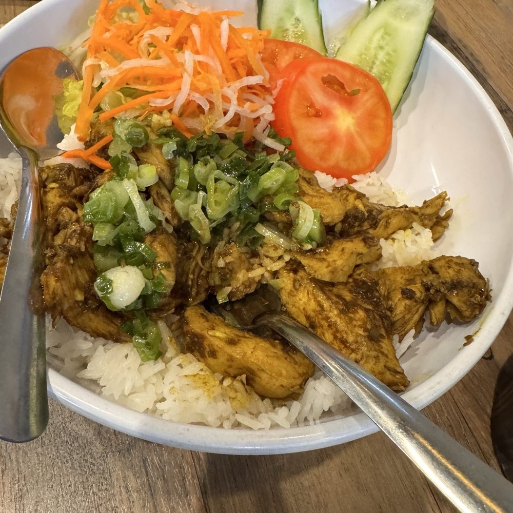 You & I Kitchen - Chicken rice plate - Vietnamese Near Me - West Jordan, Utah You & I Kitchen - Chicken rice plate - Vietnamese Near Me - West Jordan, Utah