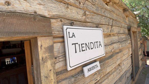 El Rancho de las Golondrinas by null