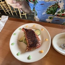 Cuz's - Yummy ahi tuna, seared and rare!