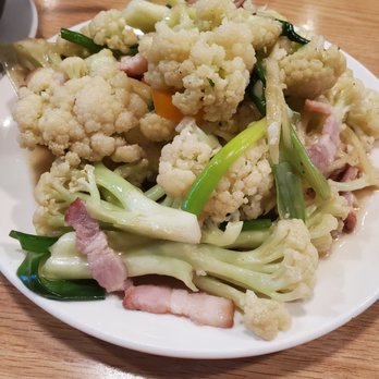 Looking For Chai - Cauliflower stir fry with bacon - Taiwanese Near Me - Bellevue, Washington Looking For Chai - Cauliflower stir fry with bacon - Taiwanese Near Me - Bellevue, Washington
