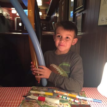 Carsonie's Stromboli & Pizza Kitchen - Pizza Near Me - Upper Arlington, Ohio