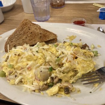 Toast 'N Jams - Seafood scramble - Breakfast & Brunch Near Me - Norton Shores, Michigan
