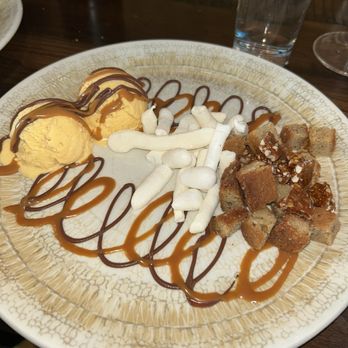 Inka's - Crocante de lucuma - Wine Bars Near Me - Syracuse, New York