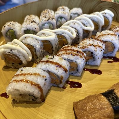 Wakame Sushi & Asian Bistro by null