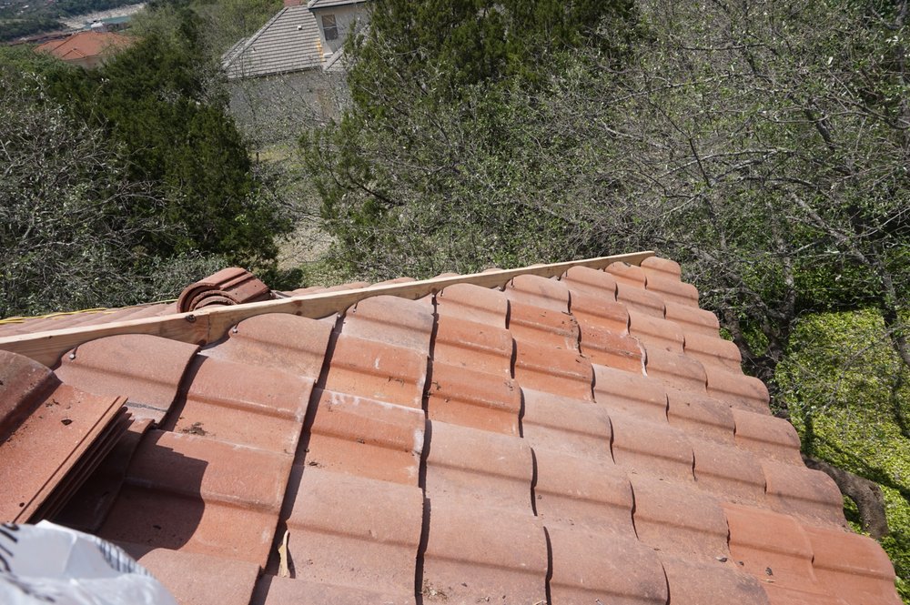 Slide of Lz Creative Roofing