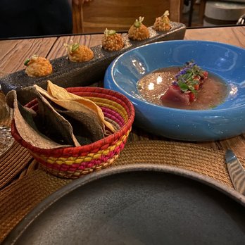 Limosneros - Mahi croquettes and tuna watermelon app - Mexican Near Me - Ciudad de México, DIF Limosneros - Mahi croquettes and tuna watermelon app - Mexican Near Me - Ciudad de México, DIF