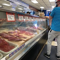 Carmine’s Meat Market