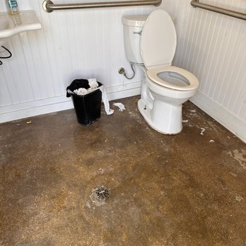 Great Escapes RV Resorts North Texas - Bathroom next to the water park. - RV Parks Near Me - Perrin, Texas Great Escapes RV Resorts North Texas - Bathroom next to the water park. - RV Parks Near Me - Perrin, Texas