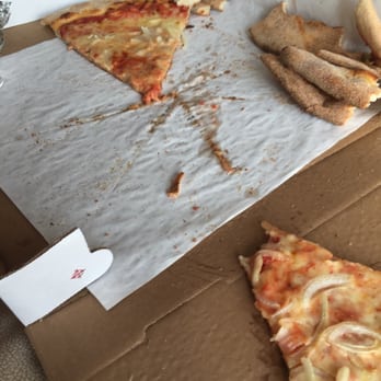 Cambridge Pizzeria - The best pizza I had out of New York in a long time - Pizza Near Me - Cambridge, Massachusetts