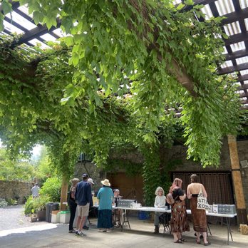 Villa Catalana Cellars - Wineries Near Me - Oregon City, Oregon Villa Catalana Cellars - Wineries Near Me - Oregon City, Oregon