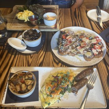 The Copper Shark - Potatoes. Omelette w lump crab, French toast, steak & eggs mushroom n onions - Cocktail Bars Near Me - Baltimore, Maryland The Copper Shark - Potatoes. Omelette w lump crab, French toast, steak & eggs mushroom n onions - Cocktail Bars Near Me - Baltimore, Maryland