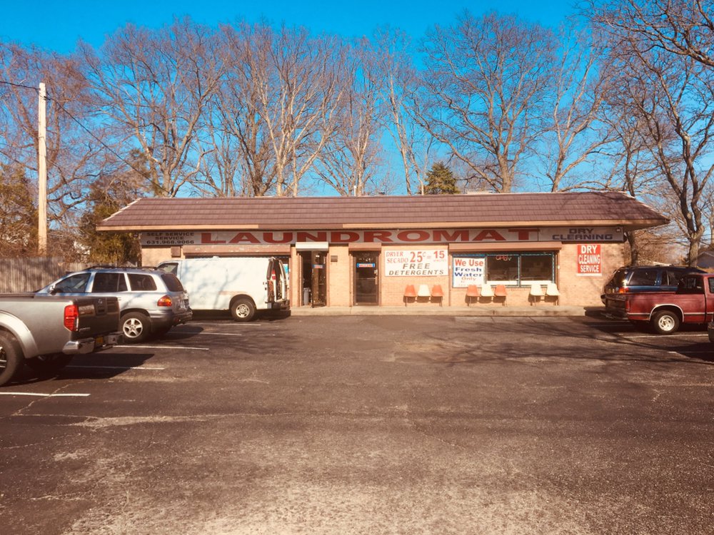 FIRST LAUNDROMAT Updated May 2024 1405 Brentwood Rd, Bay Shore, New York Laundromat