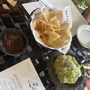 Las Palmas - Chips and salsa with their fantastic fresh guacamole. - Mexican Near Me - Dallas, Texas