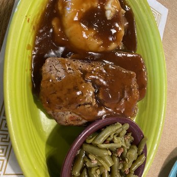 Connie's Corner - Meatloaf,mashed potatoes,green beans! - American Near Me - Chester, West Virginia