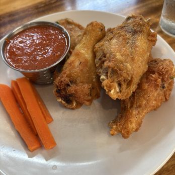 Dovetail Pizza - Fried chicken with buffalo sauce on the side - Pizza Near Me - Austin, Texas Dovetail Pizza - Fried chicken with buffalo sauce on the side - Pizza Near Me - Austin, Texas