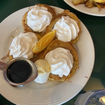 The Frog Pond - Cinnamon roll French toast - Breakfast & Brunch Near Me - St Pete Beach, Florida The Frog Pond - Cinnamon roll French toast - Breakfast & Brunch Near Me - St Pete Beach, Florida