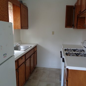 Alliance Bath Reglazing - before kitchen 1 - Refinishing Services Near Me - Brentwood, California Alliance Bath Reglazing - before kitchen 1 - Refinishing Services Near Me - Brentwood, California
