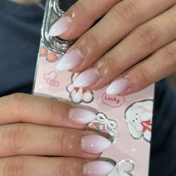 Linda Nails