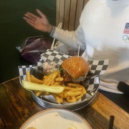 Mokey Smash Burger