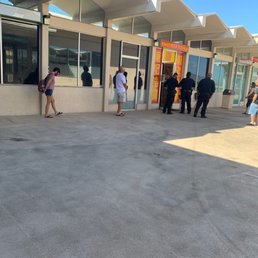 Exterior outside entrance of Roast Duck Kitchen - Come early open only 20 mins already long line - Aiea, Hawaii Exterior outside entrance of Roast Duck Kitchen - Come early open only 20 mins already long line - Aiea, Hawaii