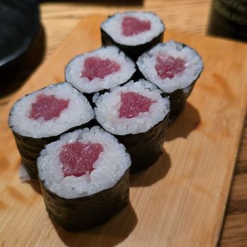 Sushi OK - Tuna roll - Sushi Bars Near Me - Riverside, California Sushi OK - Tuna roll - Sushi Bars Near Me - Riverside, California