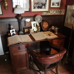 Cragganmore Distillery - The Expressions Tour takes you for a tasking in the old directors room.