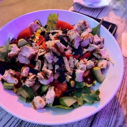 Rosie's Bar & Grill - The Rose Bowl!