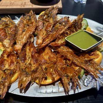 La Perla del Mar VIP - Zarendeado Shrimp. Overcooked! Meat was cemented on shell, hard rubber. Thumbs down on the cook. Green sauce- great! - Mexican Near Me - Tacoma, Washington La Perla del Mar VIP - Zarendeado Shrimp. Overcooked! Meat was cemented on shell, hard rubber. Thumbs down on the cook. Green sauce- great! - Mexican Near Me - Tacoma, Washington