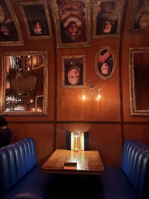 Cold Shoulder Bar by null
