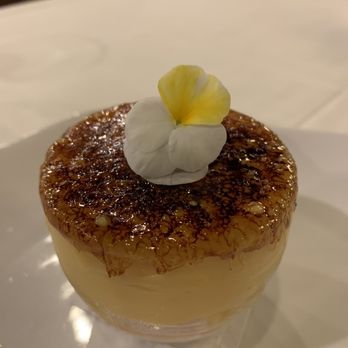 MW Restaurant - Tropical Fruit Creamsicle Brule - New American Near Me - Honolulu, Hawaii