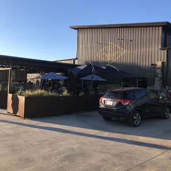 Desert Door - Outdoor patio with live music - Distilleries Near Me - Driftwood, Texas Desert Door - Outdoor patio with live music - Distilleries Near Me - Driftwood, Texas