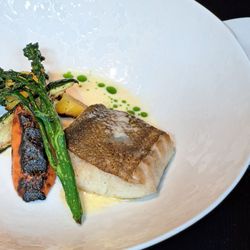 Cod fillet, seasonal vegetables. 2026 05 04. M1. 274.