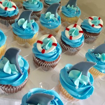 Blue Honey Bakery - Custom cupcakes $1.50 each (everywhere else was $2.50 PLUS) - Custom Cakes Near Me Blue Honey Bakery - Custom cupcakes $1.50 each (everywhere else was $2.50 PLUS) - Custom Cakes Near Me