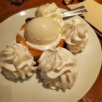 California Pizza Kitchen - Pizza Near Me - Irvine, California