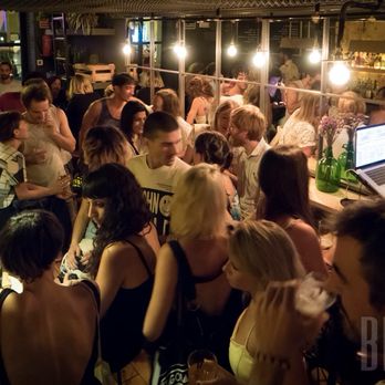Bitter - Cocktail Bars Near Me - Barcelona, B Bitter - Cocktail Bars Near Me - Barcelona, B