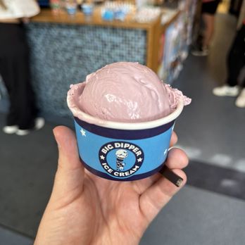 Big Dipper Ice Cream - Huckleberry ice cream - Ice Cream & Frozen Yogurt Near Me - Helena, Montana Big Dipper Ice Cream - Huckleberry ice cream - Ice Cream & Frozen Yogurt Near Me - Helena, Montana