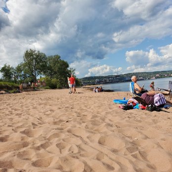 Park Point - Wonderful beach area - Beaches Near Me - Duluth, Minnesota