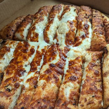Brick & Barrel - Garlic cheesy breadsticks - Pizza Near Me - Lincoln, California Brick & Barrel - Garlic cheesy breadsticks - Pizza Near Me - Lincoln, California