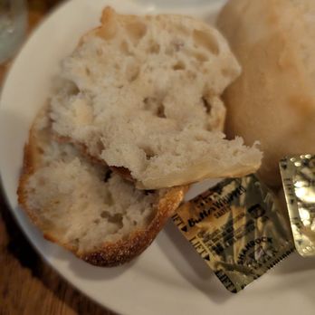 PASTA e PASTA by Allegro - Complimentary bread - Italian Near Me - Los Angeles, California PASTA e PASTA by Allegro - Complimentary bread - Italian Near Me - Los Angeles, California