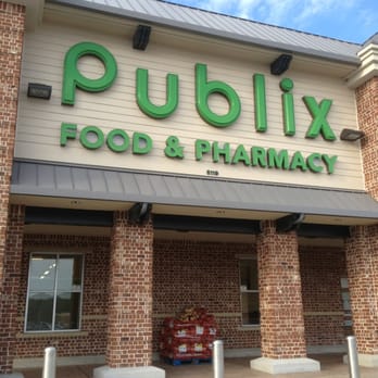 Publix - the front of a publix store - Grocery Near Me - Evans, Georgia