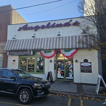 Angelina's - Pizza Near Me - Lynbrook, New York