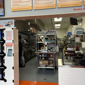 Rise Southern Biscuits & Righteous Chicken - Chicken Shop Near Me - Winter Park, Florida