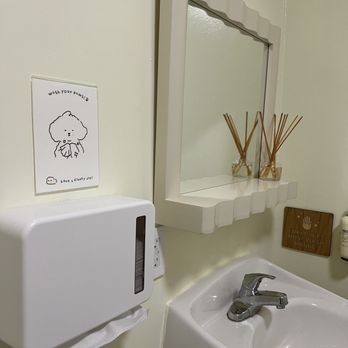 Harucake - Even the restroom is cute - Coffee & Tea Near Me - Los Angeles, California