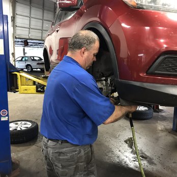 Lex's Automotive - Replacing brake pads. - Auto Repair Near Me - Palmetto, Florida Lex's Automotive - Replacing brake pads. - Auto Repair Near Me - Palmetto, Florida