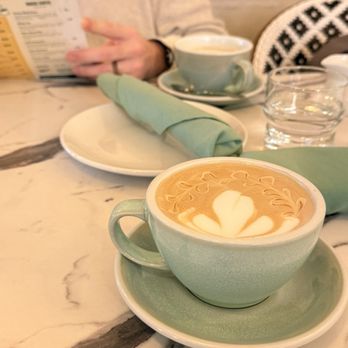 Sunny's - Caramel Latte - Breakfast & Brunch Near Me - Boerne, Texas