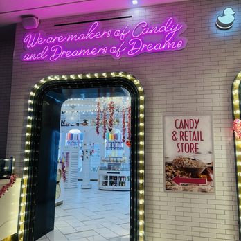 Sugar Factory - Queens - Sugar Factory candy store - Desserts Near Me - Jamaica, New York