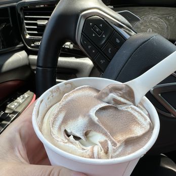Amazon Go - Chocolate vanilla - Convenience Stores Near Me - Woodland Hills, California Amazon Go - Chocolate vanilla - Convenience Stores Near Me - Woodland Hills, California