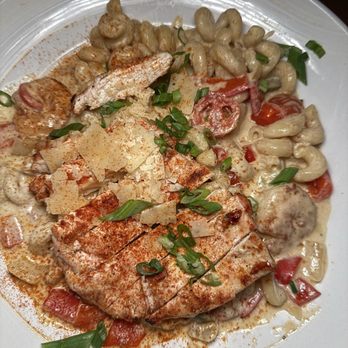 B & B Tavern Free Home - Cajun Cajun Chicken & Shrimp Pasta - American Near Me - Canton, Georgia B & B Tavern Free Home - Cajun Cajun Chicken & Shrimp Pasta - American Near Me - Canton, Georgia