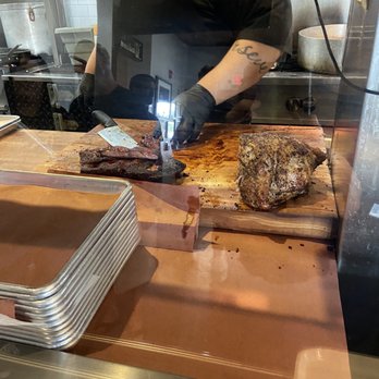 Killen's Barbecue - Meat station - Barbeque Near Me - Pearland, Texas Killen's Barbecue - Meat station - Barbeque Near Me - Pearland, Texas