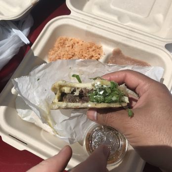 Boni's Tacos - Gordita - Mexican Near Me - Cambria, California